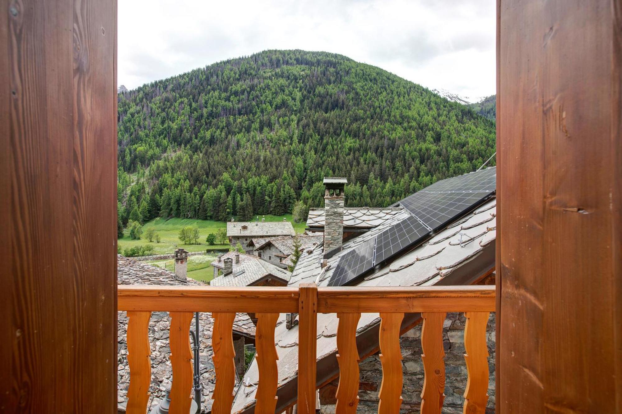 Aux Pieds Du Malatra' 1 Apartment เซนต์-เรมี-อัม-บอสเซส ภายนอก รูปภาพ
